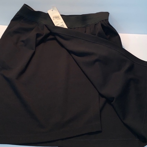 Elegant black skirt with side pockets 🌷 - Picture 6 of 7